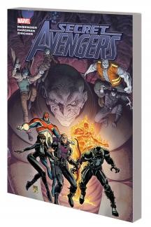 Secret Avengers : By Rick Remend...